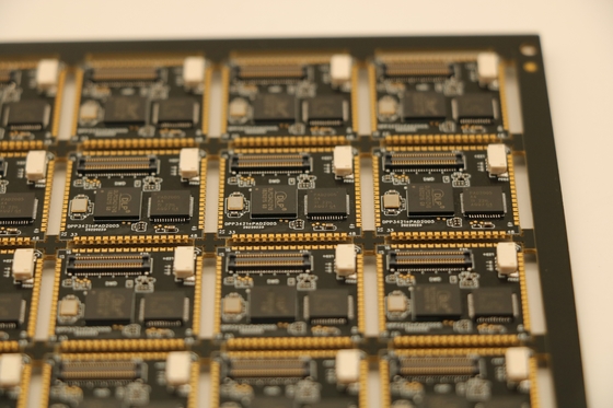 ราคาดี แผงวงจรไฟฟ้าแบบมืออาชีพ DIP ที่ประกอบ PCBA หลายชั้น Pcb ออนไลน์