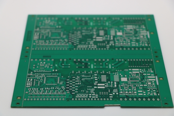 ราคาดี FR4 บอร์ดวงจรพิมพ์หลายชั้น สีเขียว Soldermask สีขาว Silkscreen PCB การประกอบบริการ ออนไลน์
